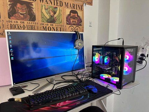 玩英雄联盟用什么显示器好